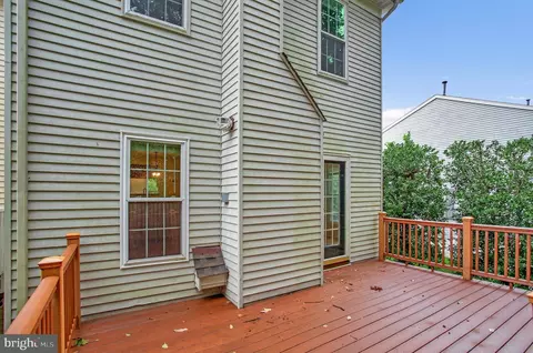 Exterior - 1210 Seminole Dr, Arnold, MD 21012 photo 6 of 7