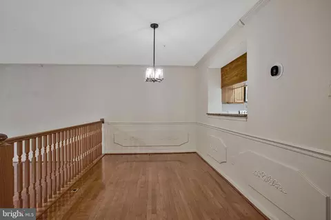 Dining - 1210 Seminole Dr, Arnold, MD 21012 photo 1 of 1