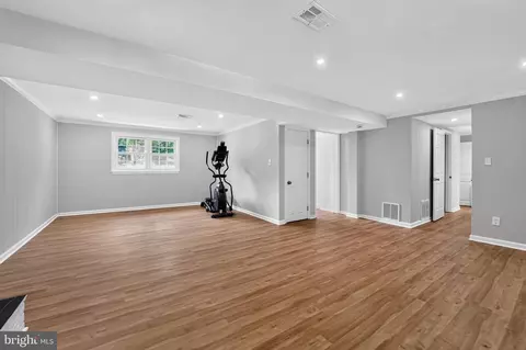 Other - 327 Beach Dr, Annapolis, MD 21403 photo 4 of 10
