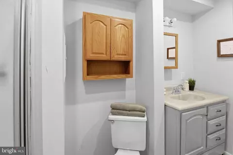 Bath - 347 Cool Breeze Ct, Pasadena, MD 21122 photo 3 of 4