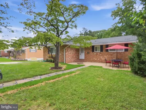 Exterior - 611 Eliot Rd, Pasadena, MD 21122 photo 2 of 4