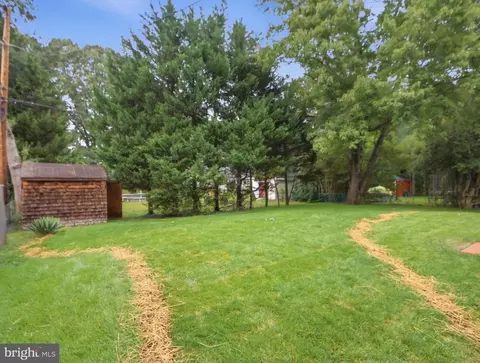 Exterior - 611 Eliot Rd, Pasadena, MD 21122 photo 3 of 4