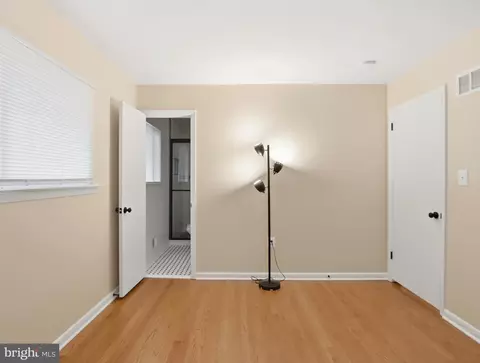 Bedroom - 611 Eliot Rd, Pasadena, MD 21122 photo 6 of 7