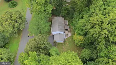 View/Area - 284 Southland Ct, Dunkirk, MD 20754 photo 2 of 6