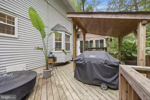 Exterior - 284 Southland Ct, Dunkirk, MD 20754 photo 10 of 22