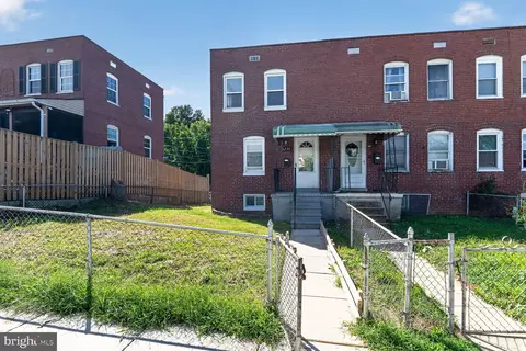 5230 Patrick Henry Dr, Baltimore, MD 21225