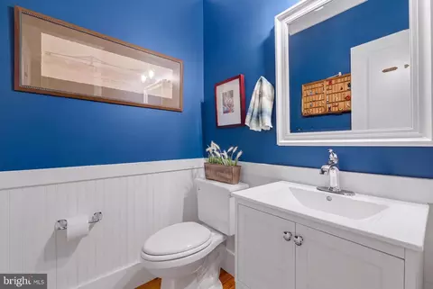 Bath - 990 Marzoff Rd, Deale, MD 20751 photo 1 of 6