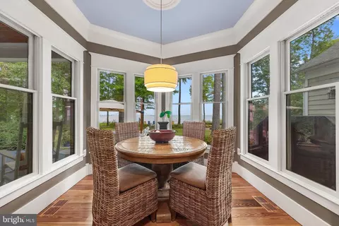 Dining - 990 Marzoff Rd, Deale, MD 20751 photo 3 of 3