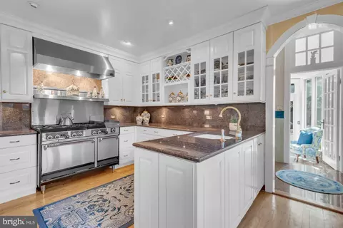 Kitchen - 100 Conduit St, Annapolis, MD 21401 photo 1 of 6