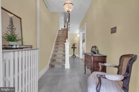 Entry Way - 100 Conduit St, Annapolis, MD 21401 photo 2 of 6