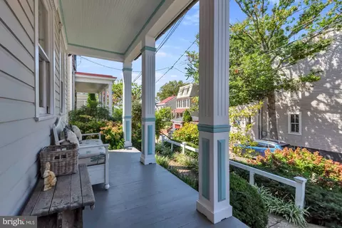 Exterior - 100 Conduit St, Annapolis, MD 21401 photo 4 of 19