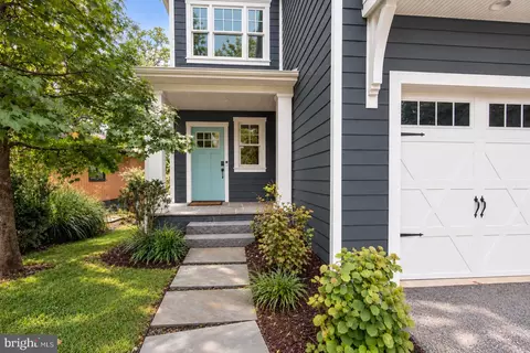Exterior - 108 Cresston Rd, Arnold, MD 21012 photo 2 of 10