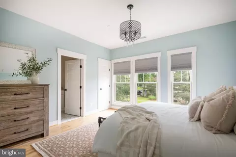 Bedroom - 108 Cresston Rd, Arnold, MD 21012 photo 7 of 14