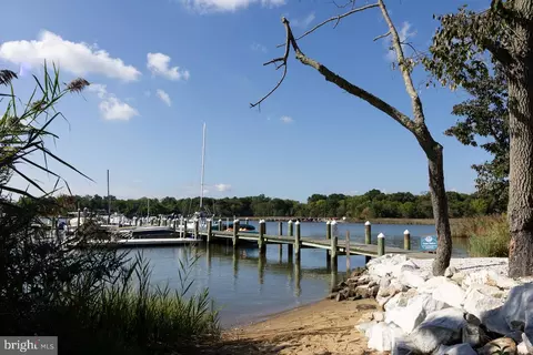 View/Area - 1326 Harbor Rd, Annapolis, MD 21403 photo 2 of 2
