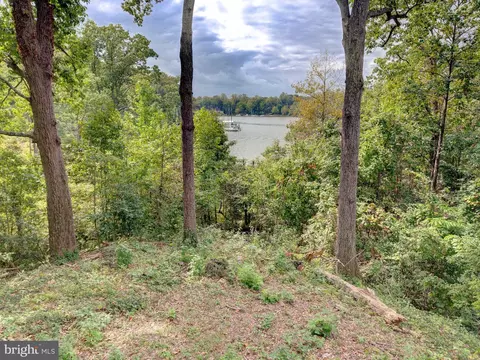 View/Area - 101 Park Ave, Edgewater, MD 21037 photo 7 of 8