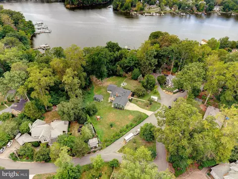 View/Area - 101 Park Ave, Edgewater, MD 21037 photo 3 of 8