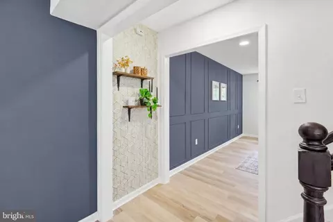 Entry Way - 1709 Gabriel Ct, Crofton, MD 21114 photo 3 of 11
