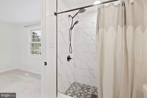 Bath - 1709 Gabriel Ct, Crofton, MD 21114 photo 2 of 3