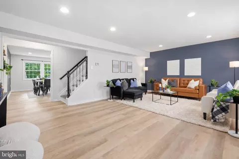 Entry Way - 1709 Gabriel Ct, Crofton, MD 21114 photo 1 of 11