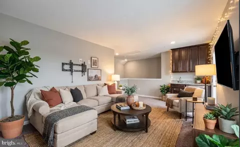Entry Way - 8279 Meadowood Dr, Hanover, MD 21076 photo 14 of 19