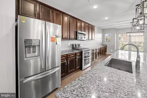 Kitchen - 8279 Meadowood Dr, Hanover, MD 21076 photo 2 of 3