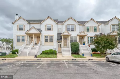1657 Fallowfield Ct, Crofton, MD 21114