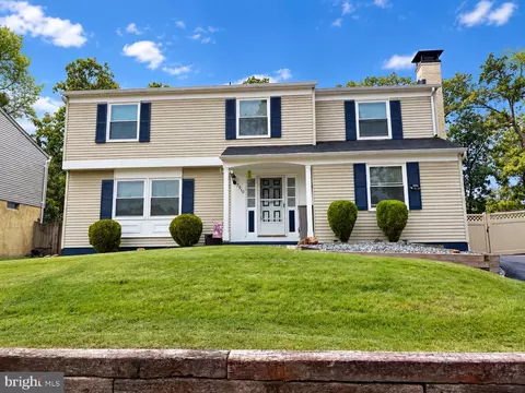 7910 Darien Dr, Glen Burnie, MD 21061