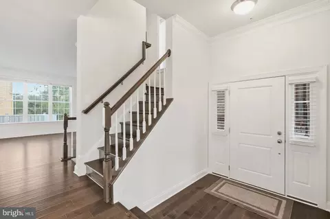 Entry Way - 2526 Cherry Tree Rd, Hanover, MD 21076 photo 2 of 6