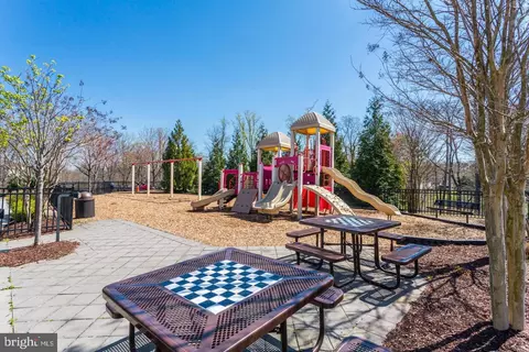 View/Area - 2526 Cherry Tree Rd, Hanover, MD 21076 photo 1 of 1