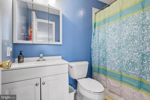 Bath - 1247 Pekin Rd, Pasadena, MD 21122 photo 2 of 2