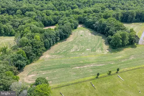 Other - 613 Pond Rd, Lothian, MD 20711 photo 7 of 9