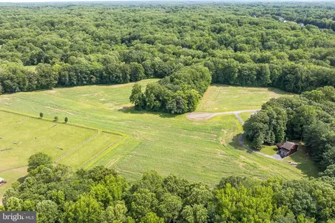 View/Area - 613 Pond Rd, Lothian, MD 20711 photo 5 of 5
