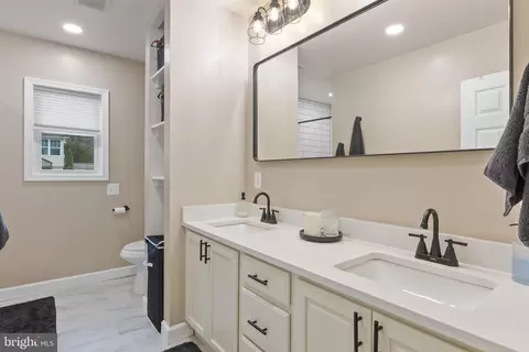 Bath - 7684 Pine Haven Dr, Pasadena, MD 21122 photo 1 of 3