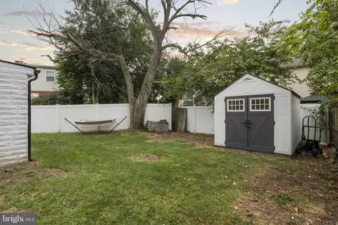 Exterior - 7684 Pine Haven Dr, Pasadena, MD 21122 photo 4 of 4