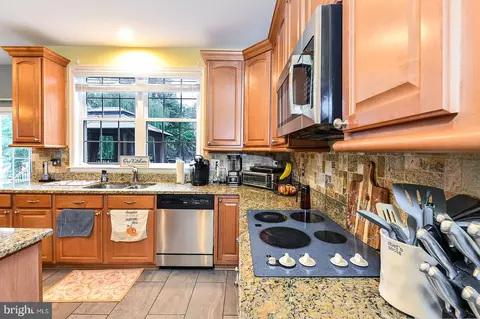 Kitchen - 8145 Driver Ln, Severn, MD 21144 photo 4 of 6