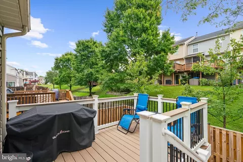 Exterior - 779 Pine Drift Dr, Odenton, MD 21113 photo 3 of 9