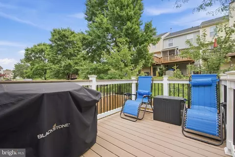 Exterior - 779 Pine Drift Dr, Odenton, MD 21113 photo 5 of 9