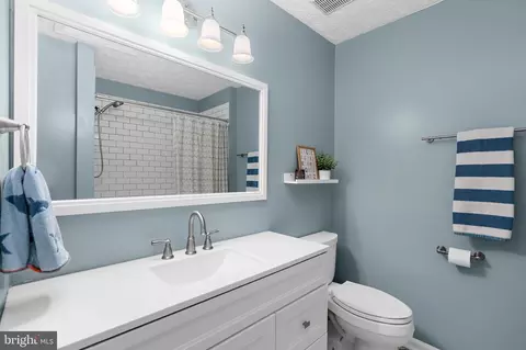 Bath - 779 Pine Drift Dr, Odenton, MD 21113 photo 2 of 3