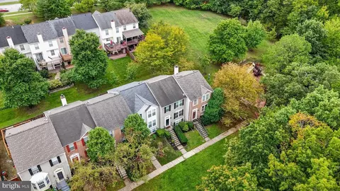View/Area - 779 Pine Drift Dr, Odenton, MD 21113 photo 2 of 14