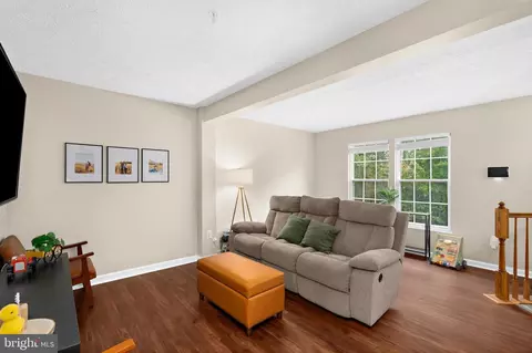 Living - 779 Pine Drift Dr, Odenton, MD 21113 photo 1 of 1