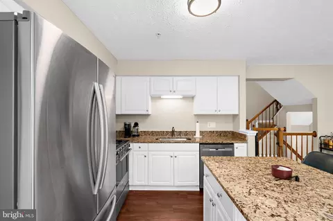 Kitchen - 779 Pine Drift Dr, Odenton, MD 21113 photo 2 of 4