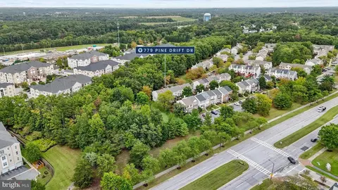 View/Area - 779 Pine Drift Dr, Odenton, MD 21113 photo 6 of 14