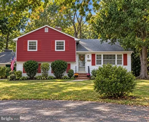 612 Persimmon Ct, Severna Park, MD 21146