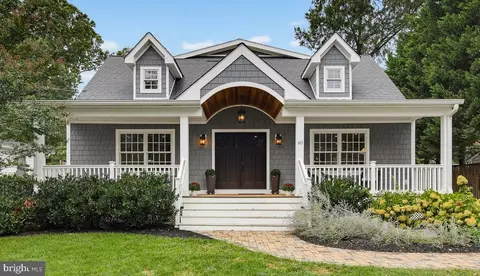40 Hatton Dr, Severna Park, MD 21146