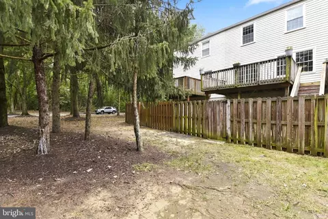 Exterior - 7819 Leonardo Ct, Pasadena, MD 21122 photo 5 of 6