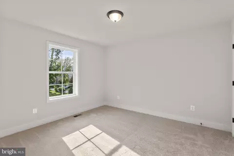 Bedroom - 3734 3rd Ave, Edgewater, MD 21037 photo 1 of 10