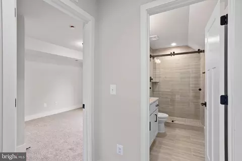 Entry Way - 3734 3rd Ave, Edgewater, MD 21037 photo 8 of 8