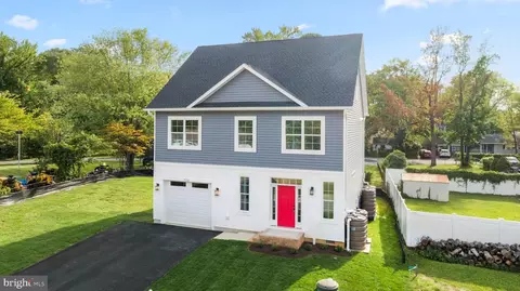 Exterior - 3734 3rd Ave, Edgewater, MD 21037 photo 12 of 13
