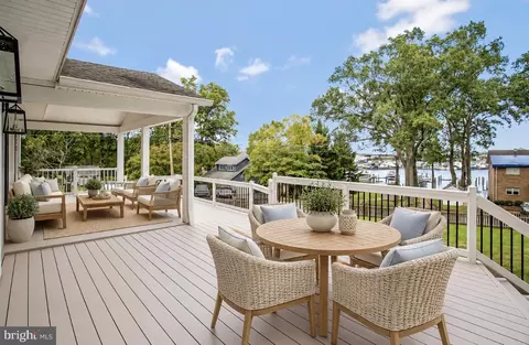 Exterior - 1032 Wiers Rd, Edgewater, MD 21037 photo 3 of 5