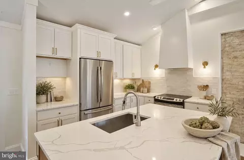 Kitchen - 1032 Wiers Rd, Edgewater, MD 21037 photo 1 of 2